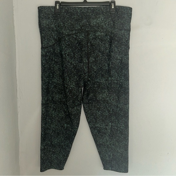 SPANX speckled Black and teal Leggings with Stretchy Fit capri plus size XXL - Picture 2 of 3
